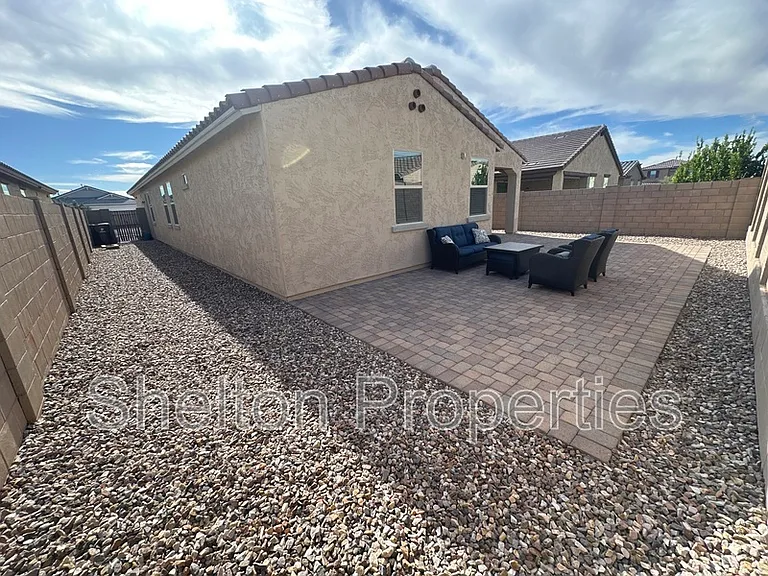 13180 W Cliffrose Rd — Photo 23
