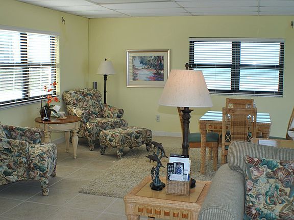 4th image of 2101 S Atlantic Ave APT 301