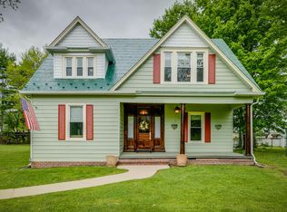 415 S Riverside Dr, Elizabethton, TN 37643