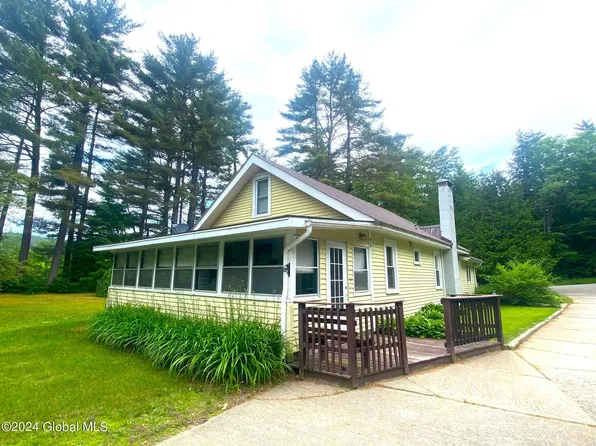 20 Johnson Pond Road, North Hudson, NY 12855