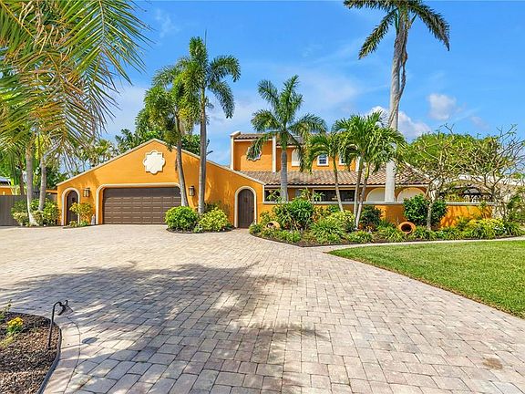 3rd image of 3945 POINSETTIA DRIVE
