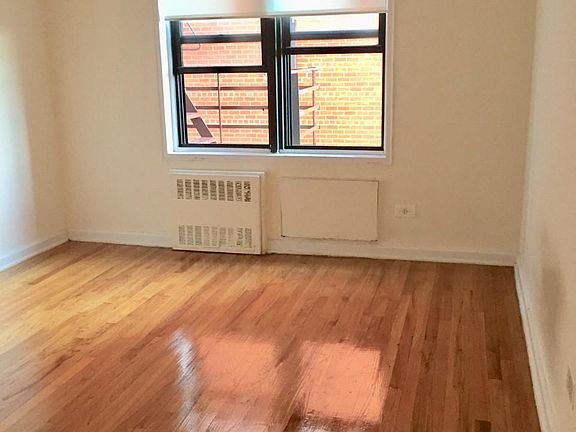 5th image of 41 Parsons Blvd #6