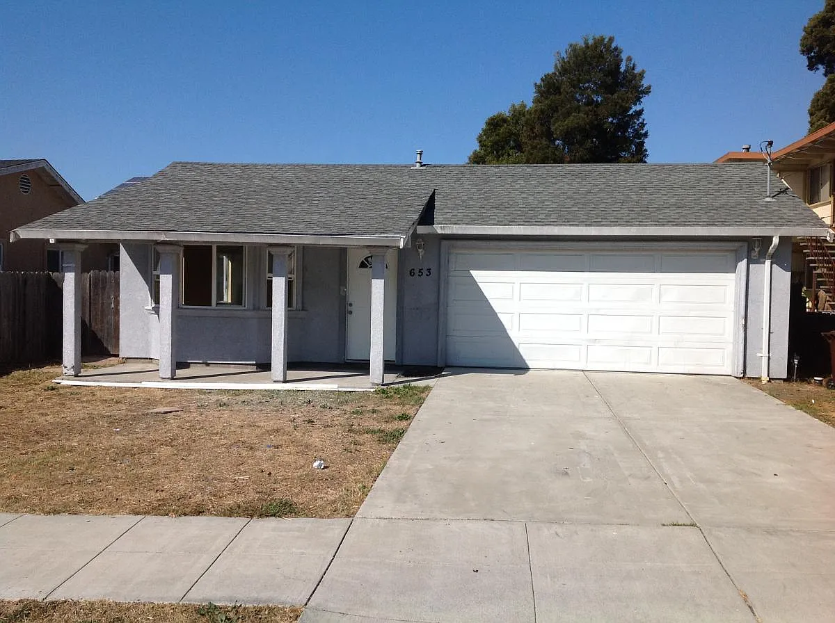 4 bed, 1650 sqft, $4,096 — Photo 4