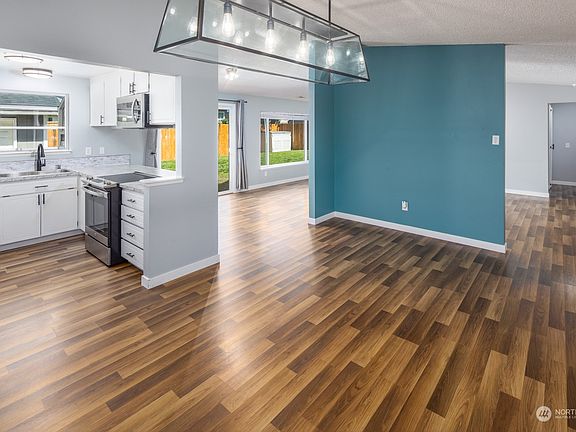 3rd image of 11830 SE 261st Place