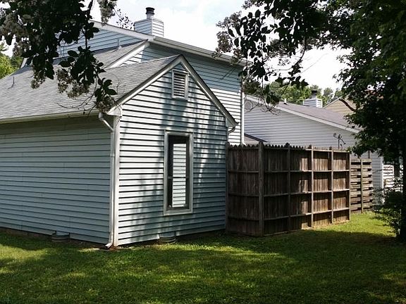 2nd image of 7609 NW Chatham Cir