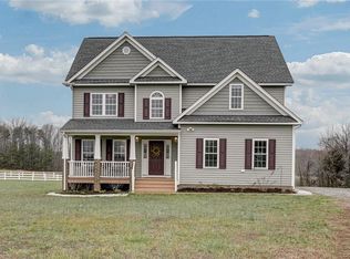 18579 Hollowing Creek Rd, Beaverdam, VA 23015