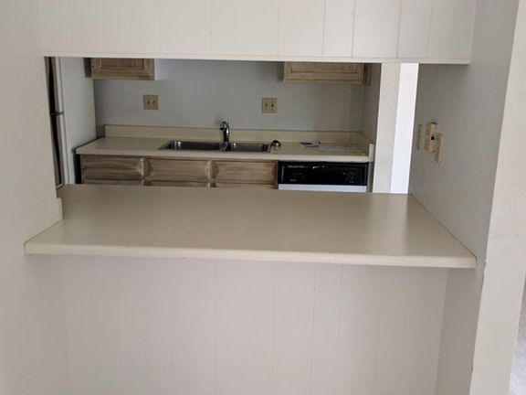 Eat at the counter for the kitchen