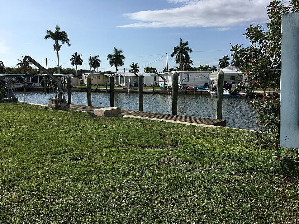 68ft waterfront, 40ft dock