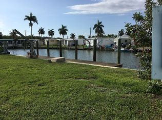 3900 George Sawyer Ln, Saint James City, FL 33956