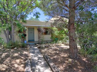 2710 Hyder Ave SE, Albuquerque, NM 87106