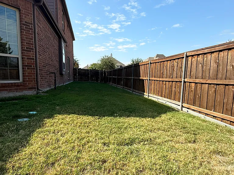 3030 McGregor Dr — Photo 37