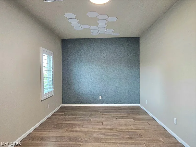 8016 Carpenter Creek Ave — Photo 13