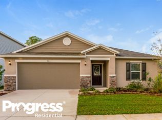 9215 Freedom Hill Dr, Seffner, FL 33584