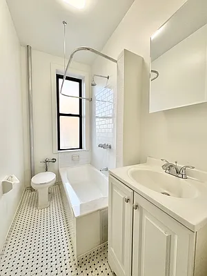 Rented by Skyward | media 9