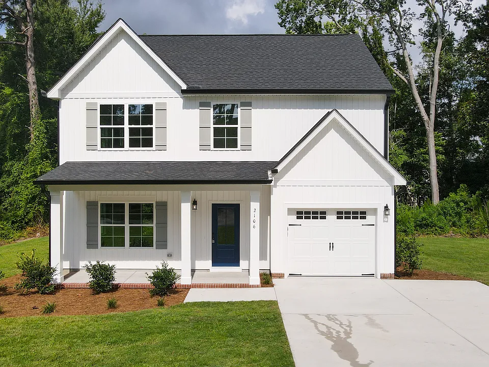 2106 Holly Dr