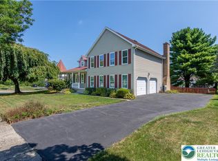 5133 Meadow Ln, Macungie, PA 18062