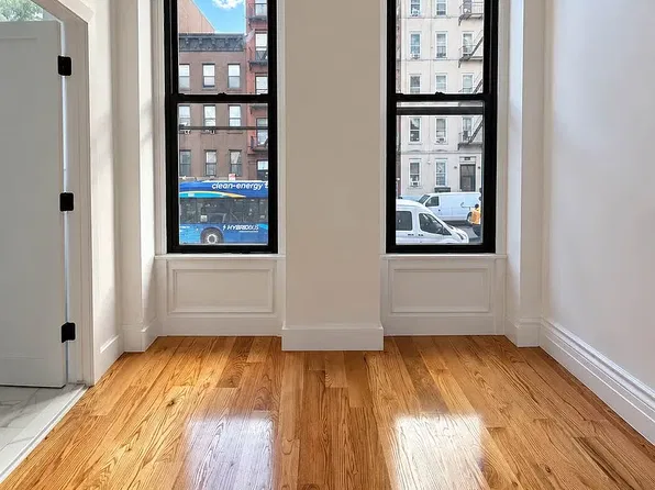 331 E 116th St #2, New York, NY 10029