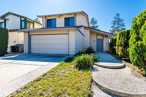 5362 Studebaker Cir Photo 1