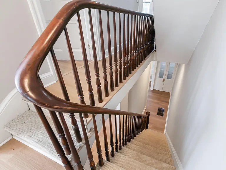 349 N Mulberry St — Photo 21