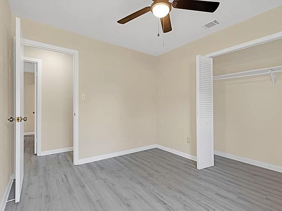 5th image of 5556 Split Oak Ct