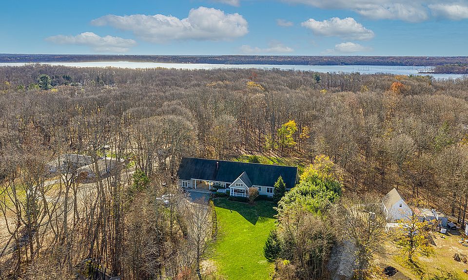 Manasquan Reservoir beyond