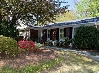 1301 Bearhollow Rd, Greensboro, NC 27410