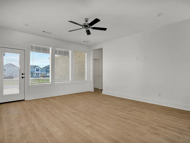 4805 W Sturgeon St — Photo 11