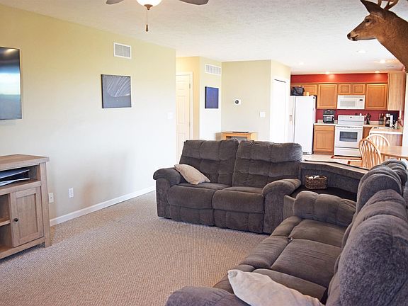 5th image of 8308 Hazel Ct