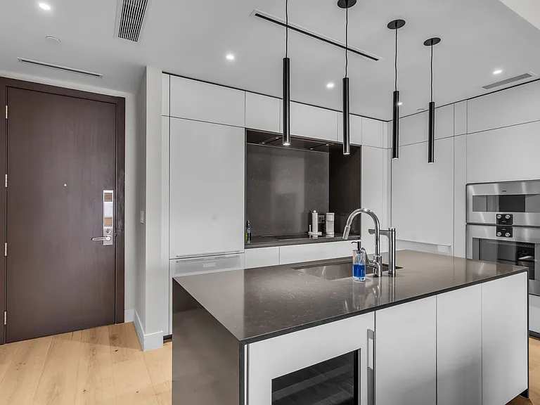 300 Biscayne Boulevard Way #2606 — Photo 8