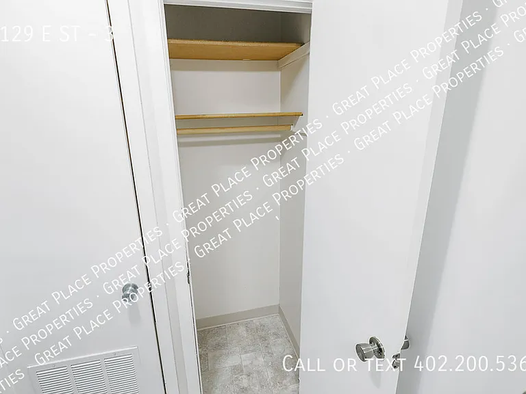 1129 E St #3 — Photo 18