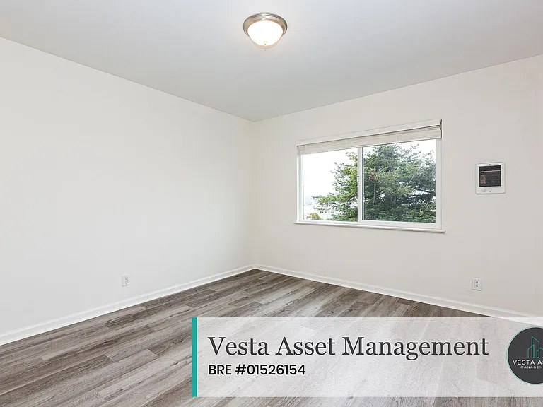324 32nd Ave — Photo 5