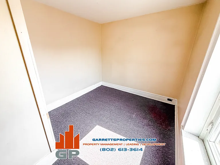 172 Main St #4 — Photo 4