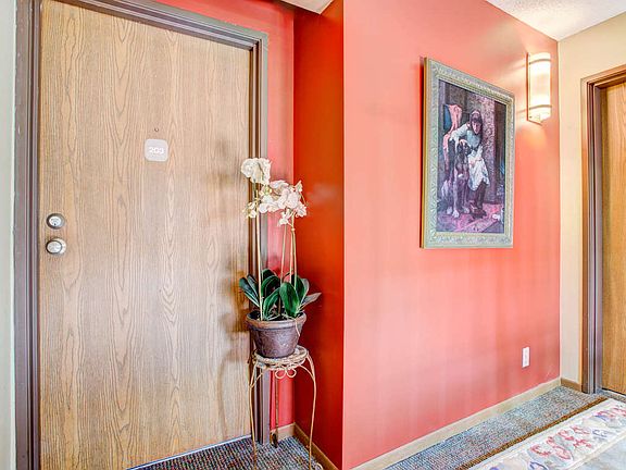 2nd image of 6167 Chasewood Pkwy APT 203