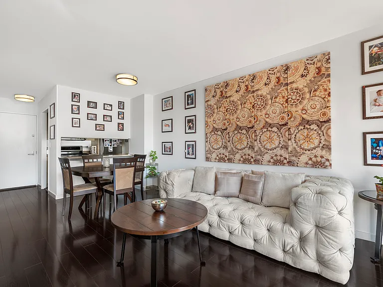 171 E 84th St #11H — Photo 3