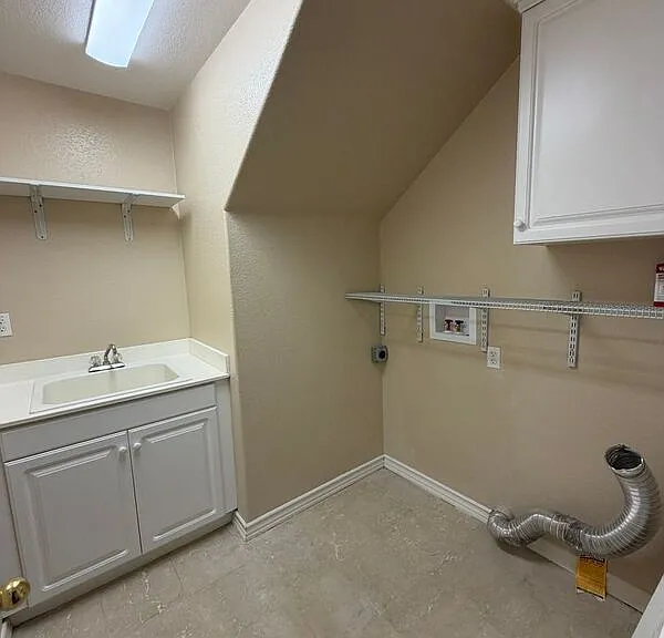46263 Drymen Ave — Photo 27