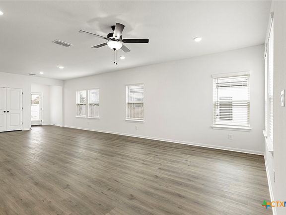 7th image of this home