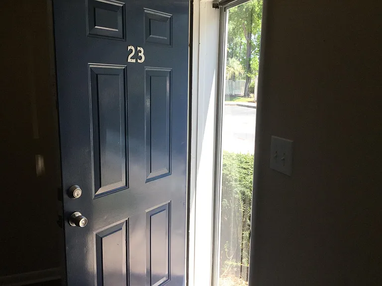 455 Mall Blvd — Photo 19