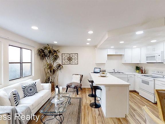 2nd image of 4541 Texas St #8955015