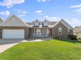 1213 Talon Dr, Cameron, MO 64429