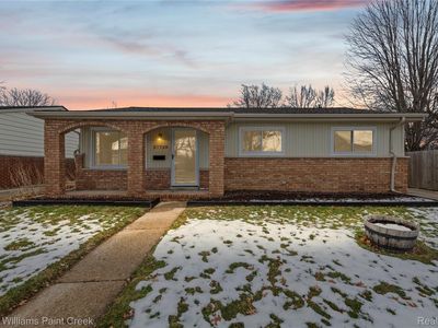 27728 Roy St, Saint Clair Shores, MI, 48081