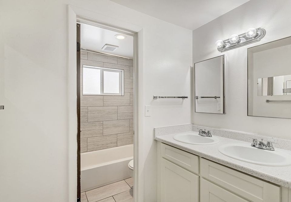 1st image of 673 N 400 E Building E