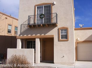 61 Carson Valley Way, Santa Fe, NM 87508