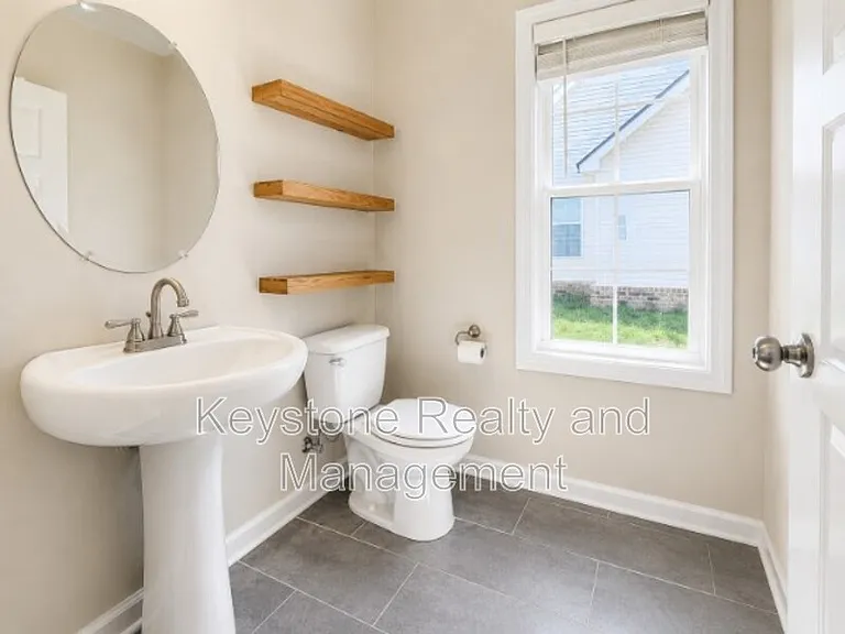 384 Wingfield Dr — Photo 6