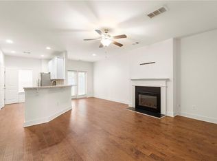 1833 Edgehill Dr, Lithonia, GA 30058