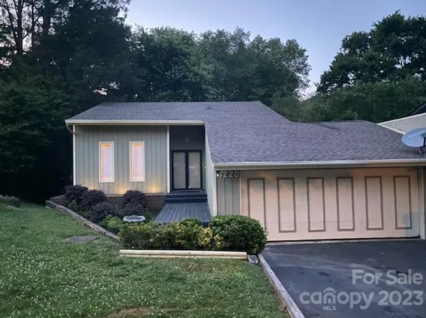 4220 Burning Tree Dr, Charlotte, NC 28277