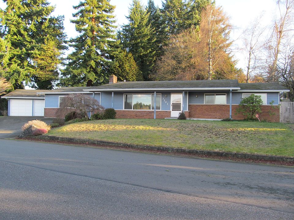 1st image of 3201 Long Lake Dr SE