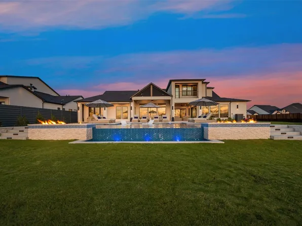 7027 The Resort Blvd, Fort Worth, TX 76179
