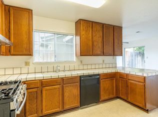 1441 Squire Ct, Hollister, CA 95023