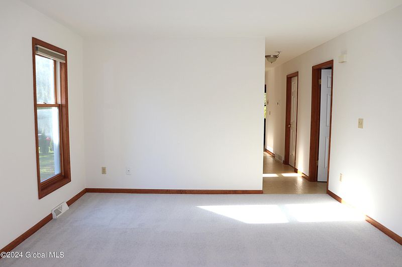 3rd image of 205 N Alandale Avenue