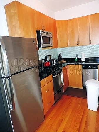 2nd image of 189 Lenox Ave APT 5F